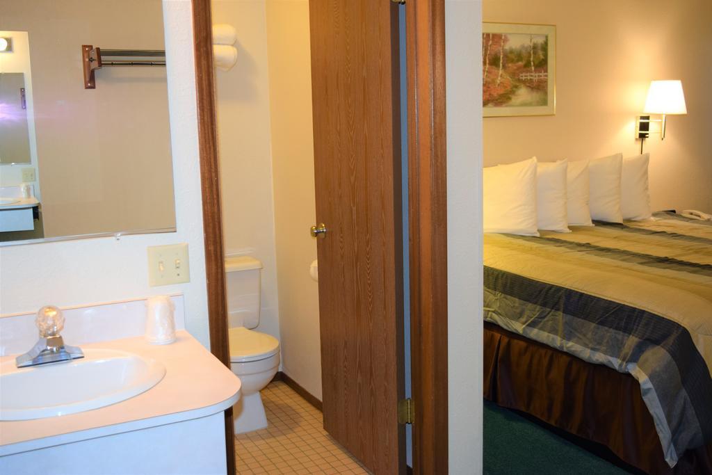 Country Inn Libby 외부 사진