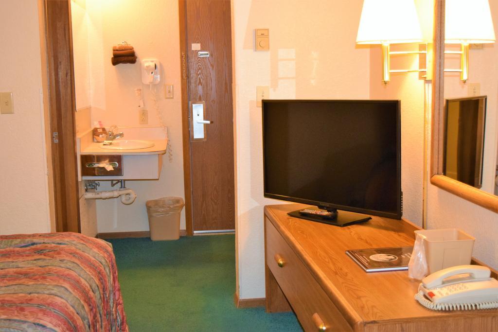 Country Inn Libby 외부 사진